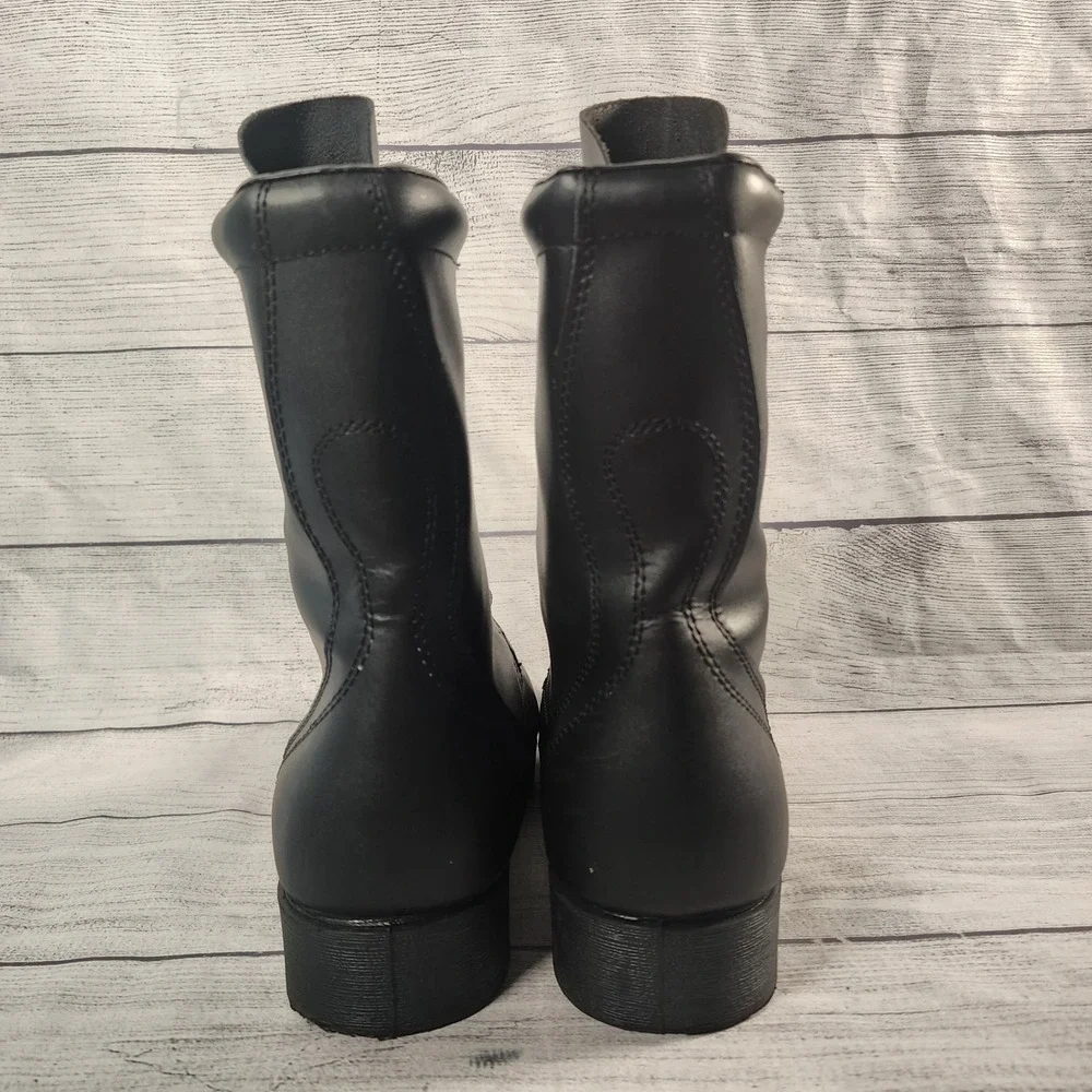 Other black leather